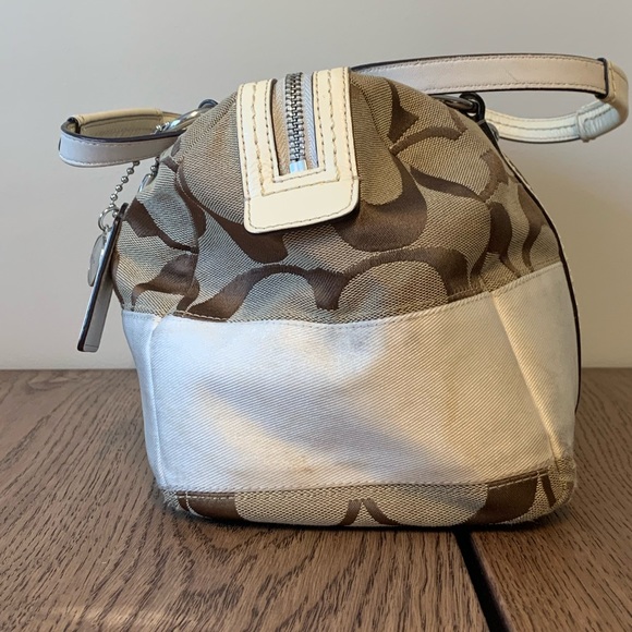 Small Coach Purse - Picture 4 of 5